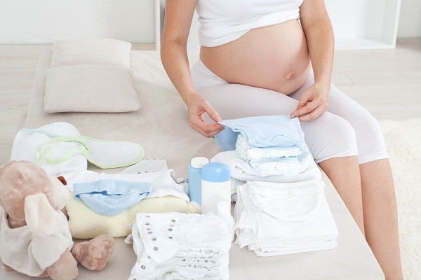 Какая одежда понадобится на первое время новорожденному